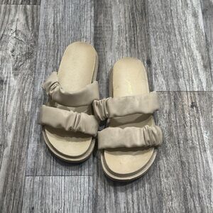 Stylish Tan Women's Sandals